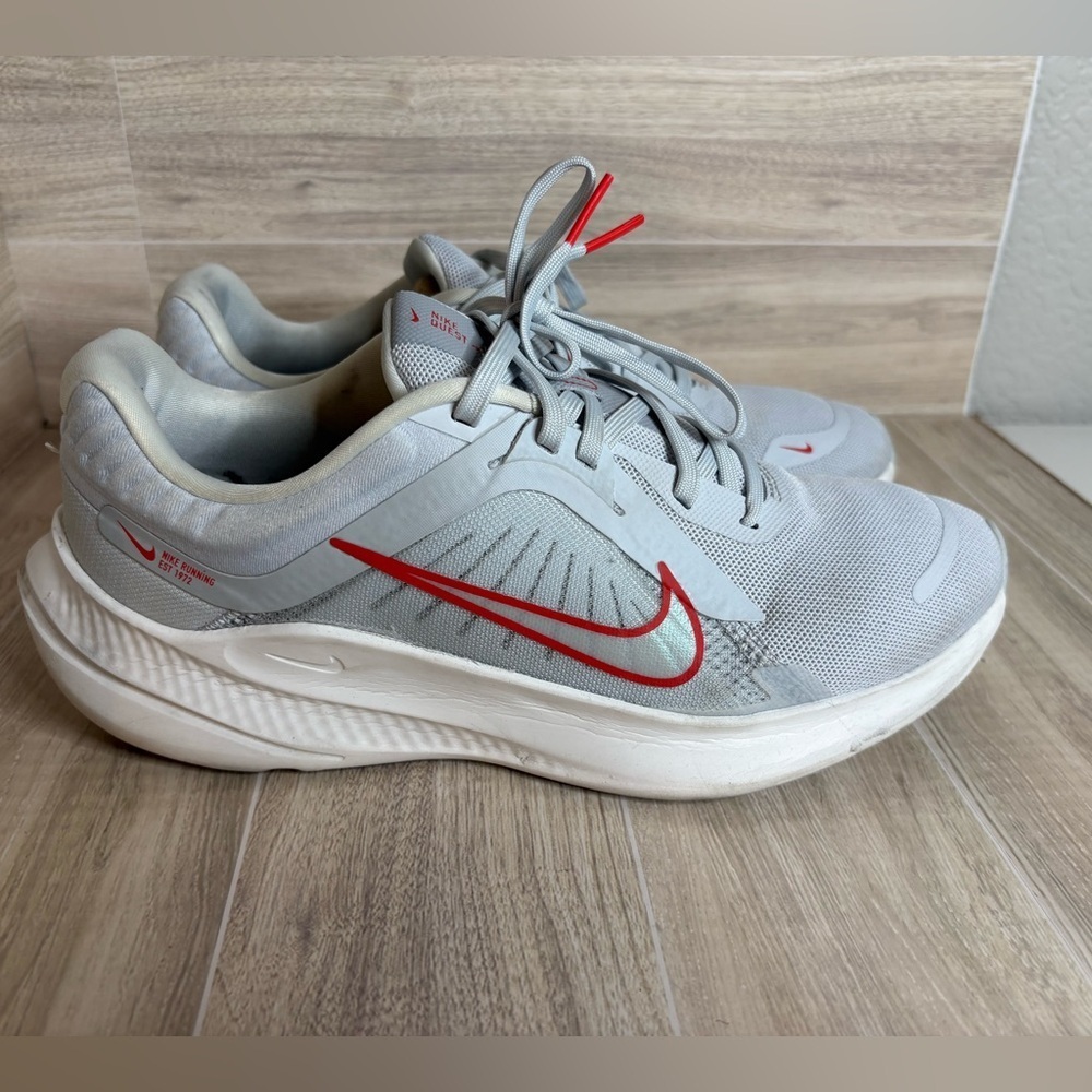 Nike Quest 5 Pure Platinum Light Crimson Gray Red